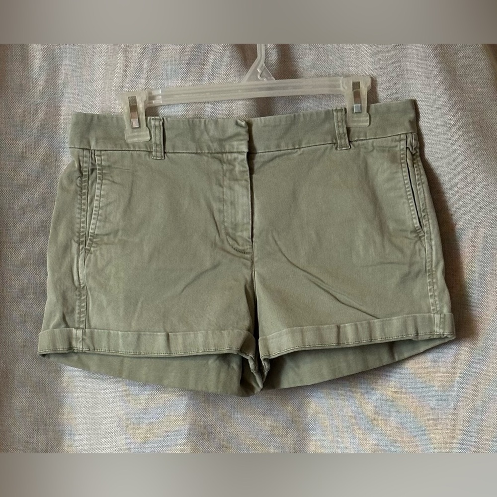 J. Crew•khaki/cargo mid-rise cuffed shorts•women’s 8•cotton blend•olive green